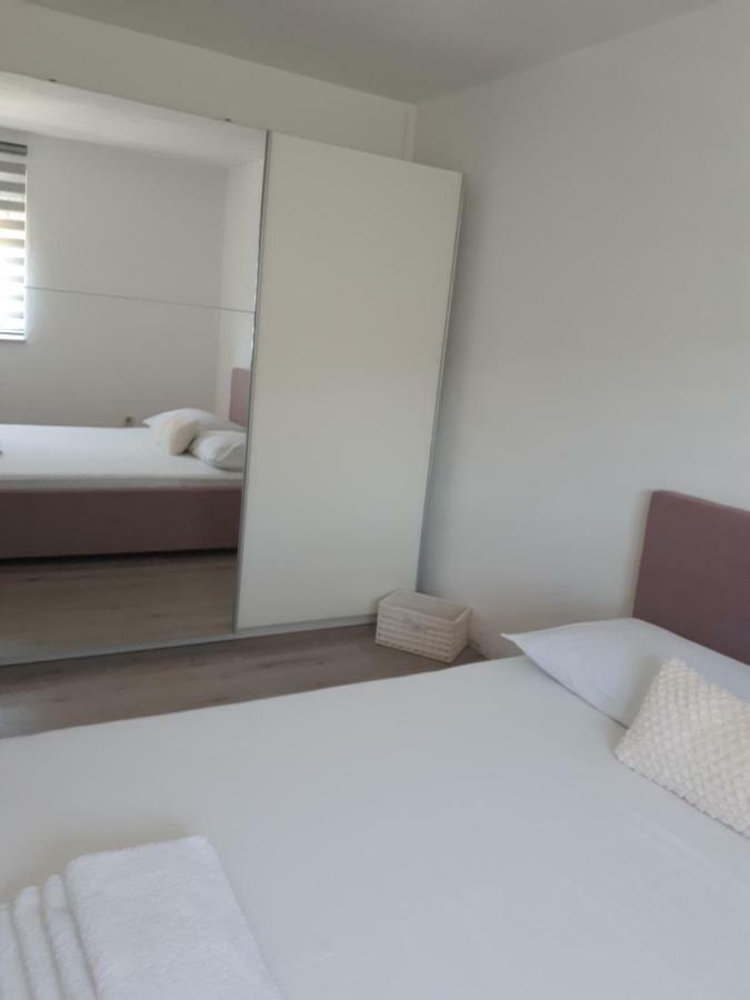 Apartment Jole 1 Trogir Exterior foto