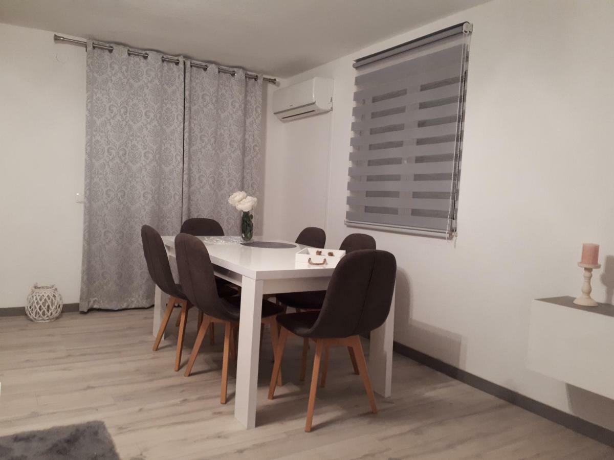 Apartment Jole 1 Trogir Exterior foto