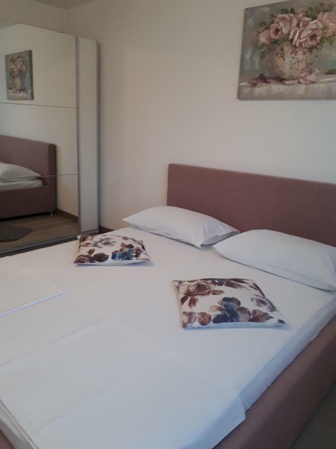 Apartment Jole 1 Trogir Exterior foto